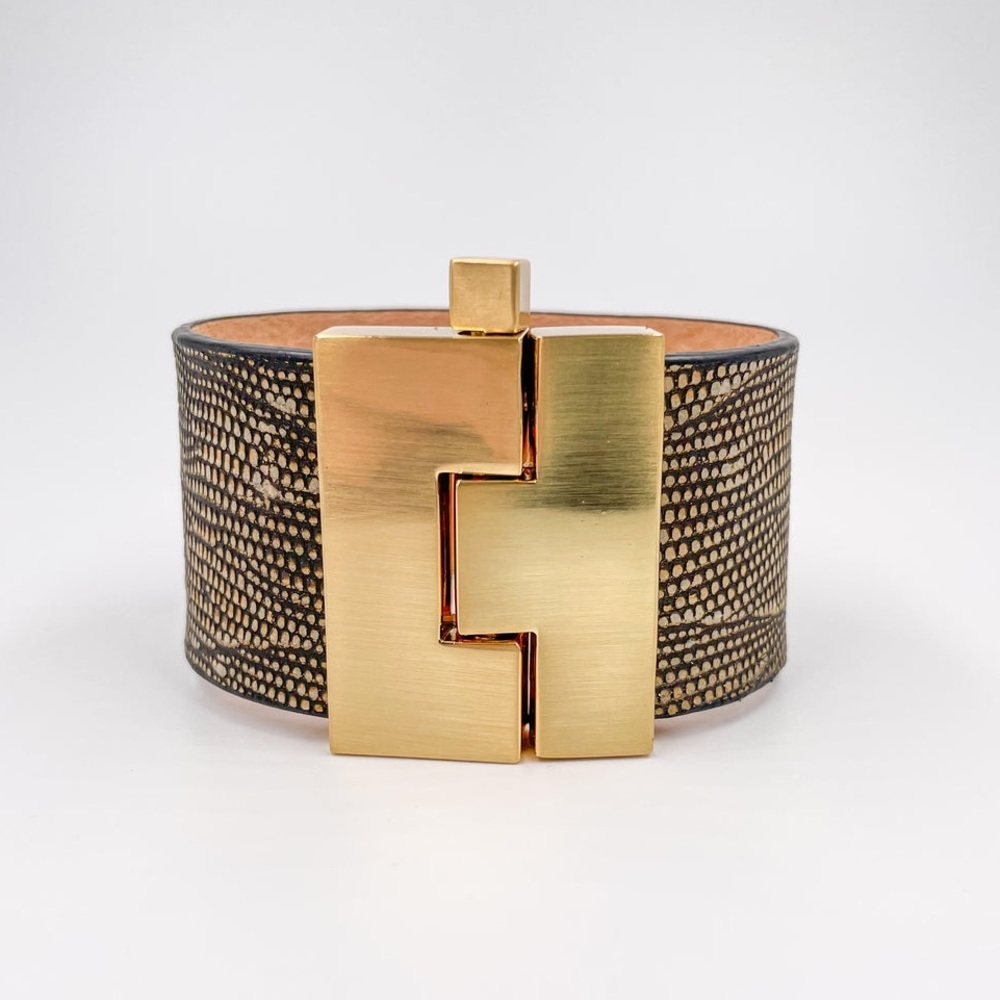 Leighelenaā Whiskey Lizard Jigsaw Cuff Bracelet